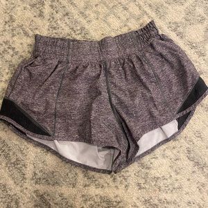 Lululemon Hotty Hot Short II *2.5